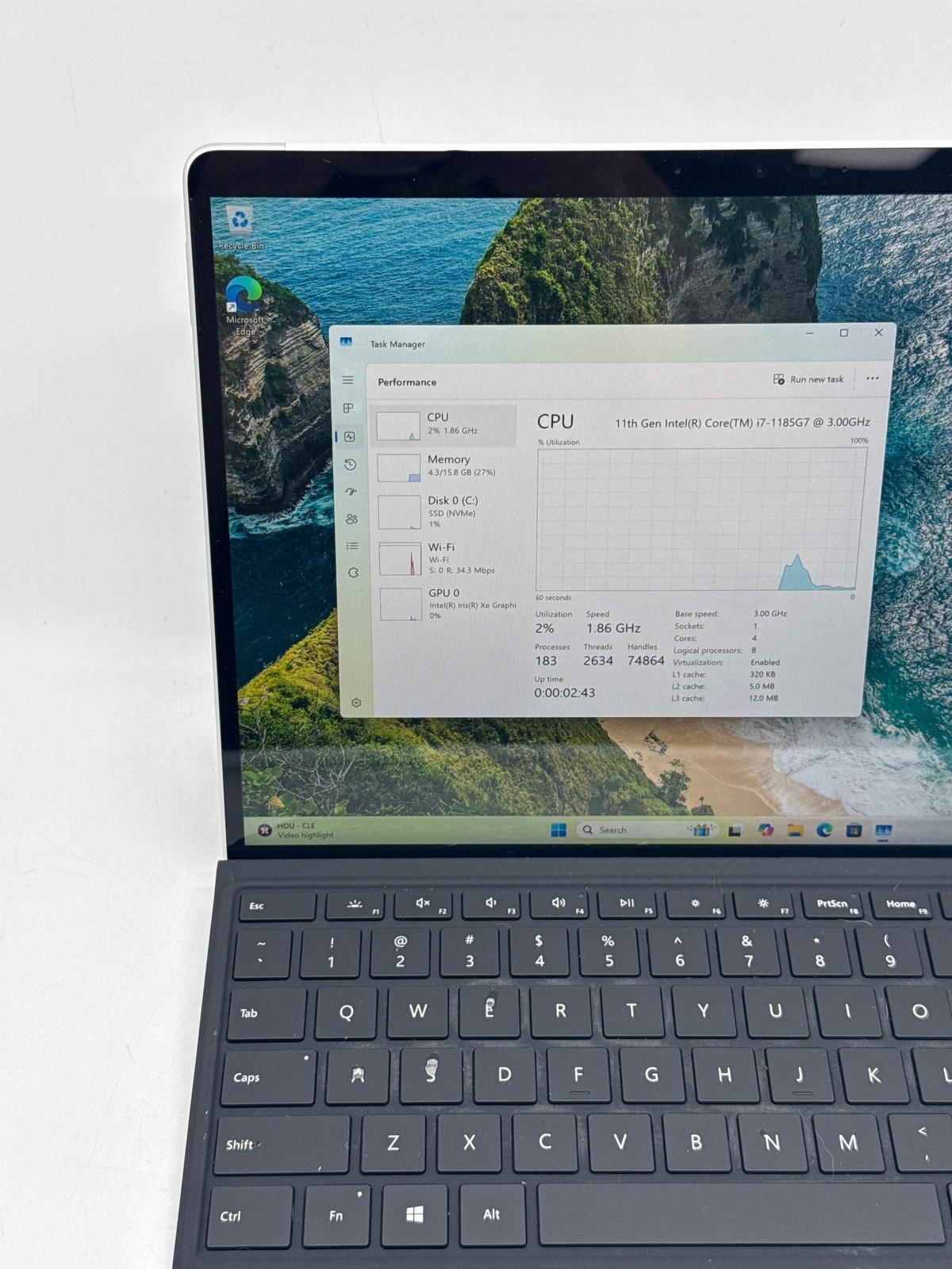 Microsoft Surface Pro 8 13″ Core i7-1185G7 16GB RAM 512GB SSD – For Parts