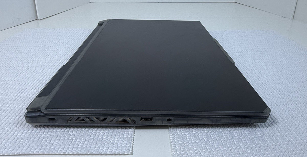 MSI Cyborg 15 15.6″ AI A1VEK-079US FOR PARTS OR NOT WORKING [Power Issue]