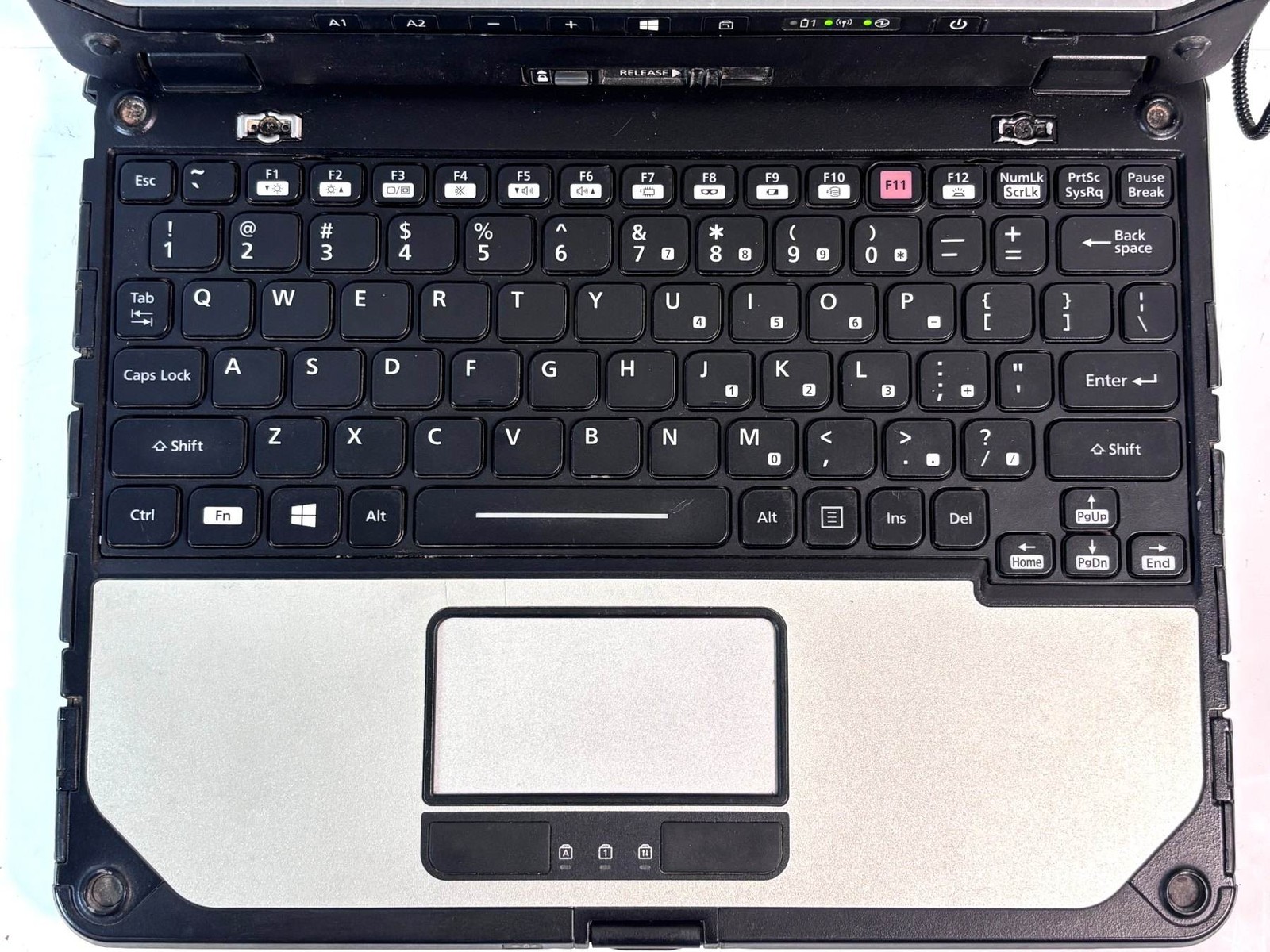Panasonic CF-20 Toughbook – 13″ FHD, 1.6GHz i5, 8GB RAM, 1TB SSD, Windows 11 Pro