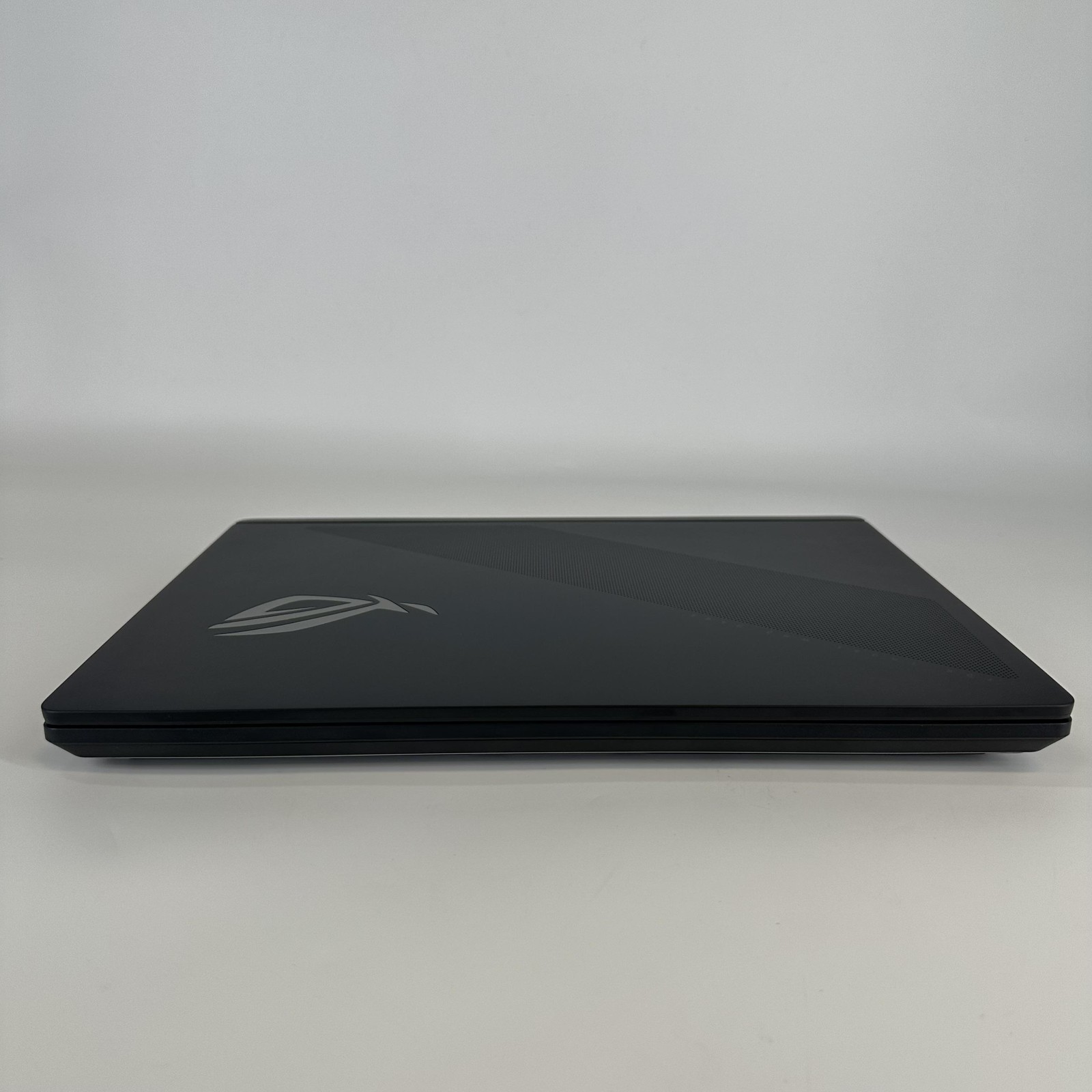 Asus ROG Strix Scar 16 G635 240Hz QHD+ 2.7GHz Ultra 9 275HX 32GB 2TB RTX 5090
