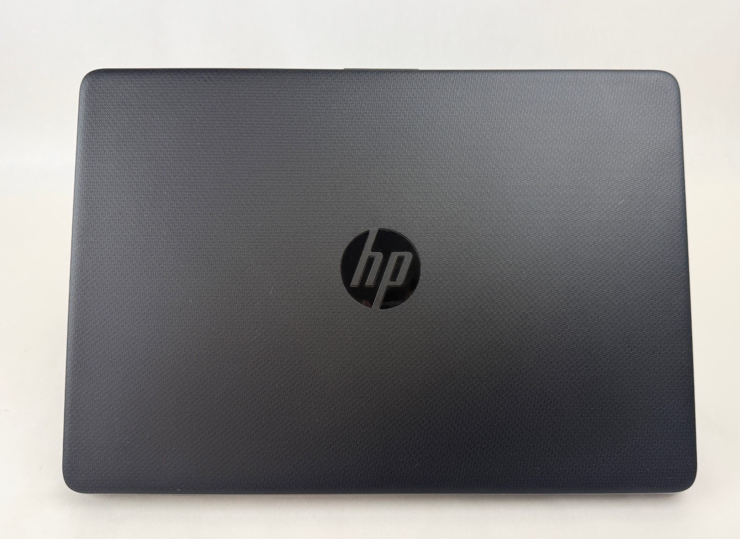 HP 14-fq1035cl 14″ HD Touch Ryzen 7 5700U 16GB 512GB SSD W11H