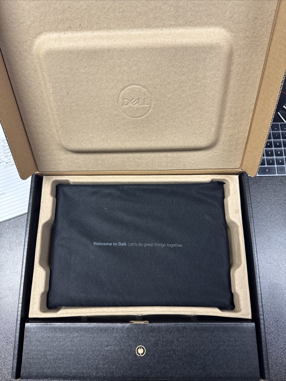 Dell Latitude 5000 5350 13.3″ Laptop Intel Core Ultra 1.3 Ghz 16 GB Ram 256 GB