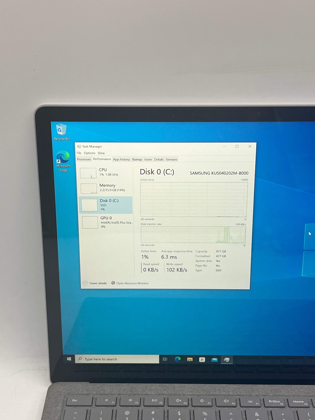 Microsoft 1769 Laptop Core i7-7660U 16GB 512GB 12″ w/ charger Silver