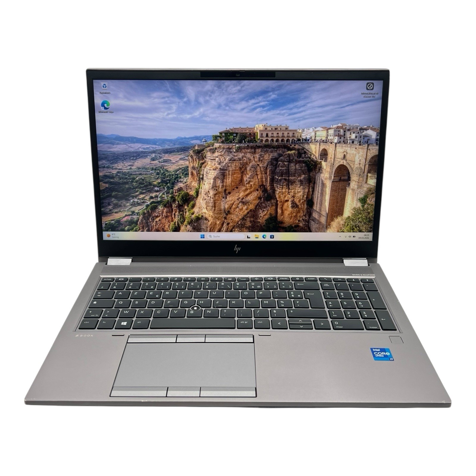 HP Zbook Fury G8 | Intel i7-11850H | Nvidia T1200 | 40GB RAM | 512GB M.2 SSD
