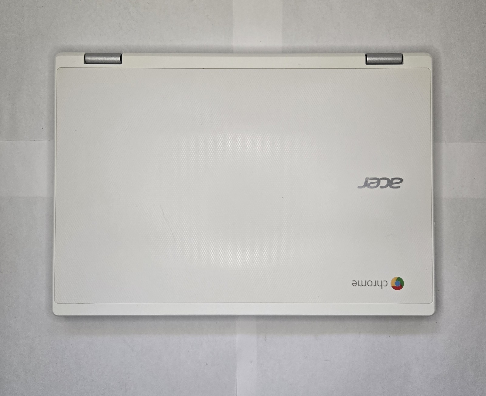 Acer Chromebook N15Q8 11.6″ Touchscreen 2-in-1 Laptop, White, w/ Charger
