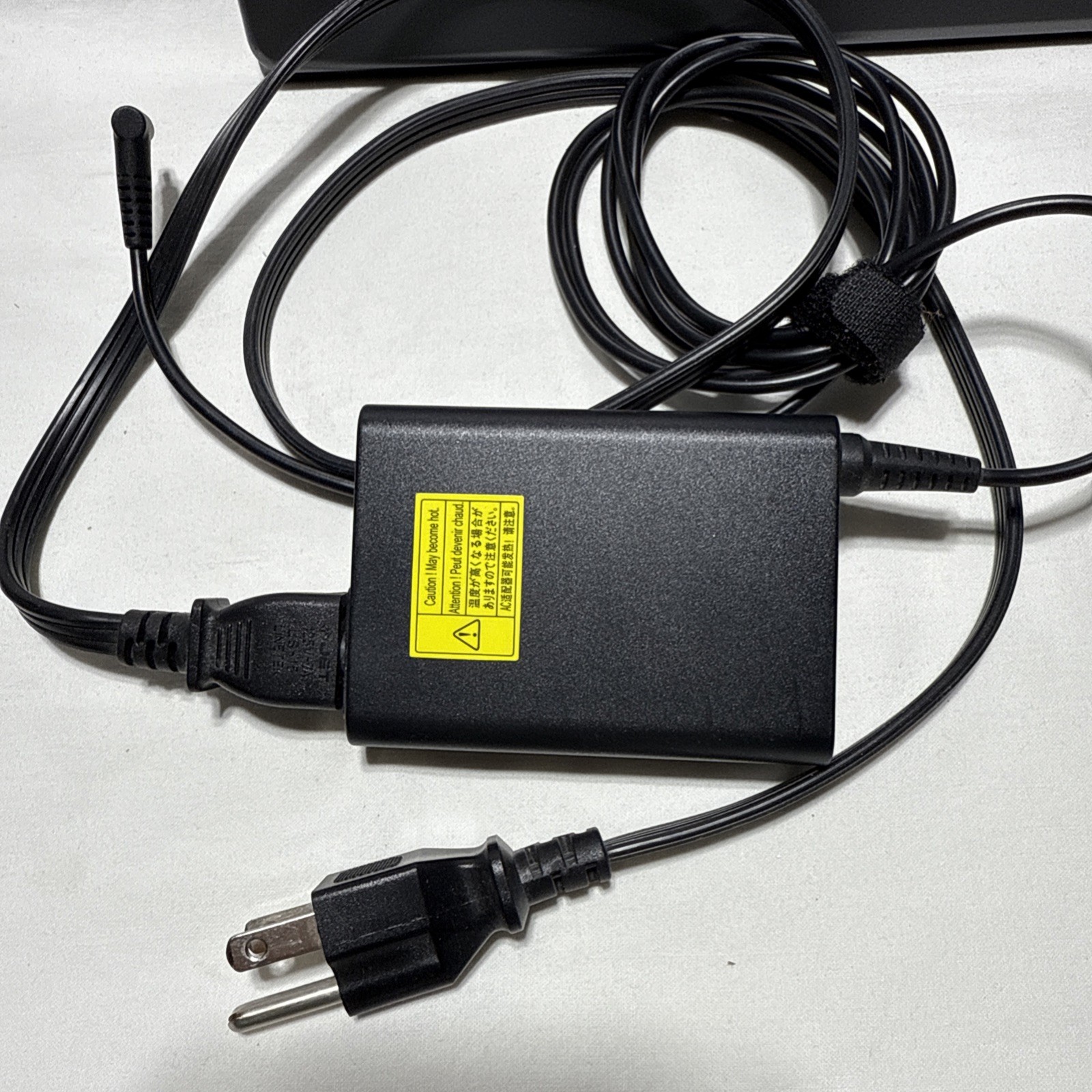 Acer Chromebook Model ZHN FOR PARTS NOT TESTED SELLING Does Not Turn On – AS IS