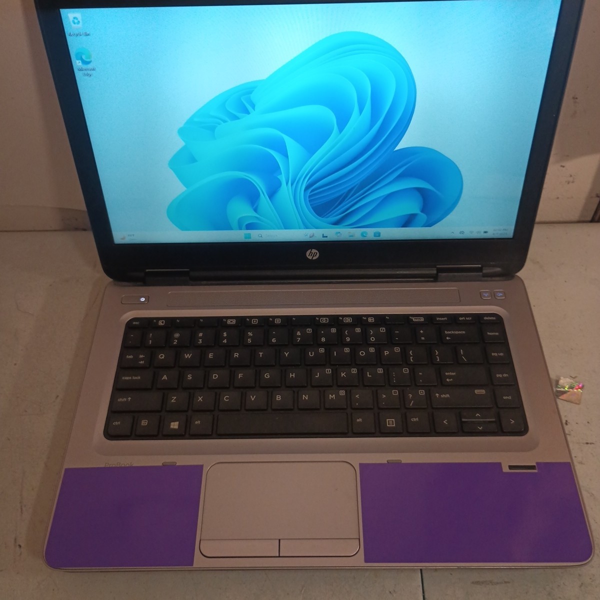 PURPLE LIGHT GAMING HP640 i5 6TH GEN 3.0GHz,8G,128G SSD,CAM,CHARGER,WIN11