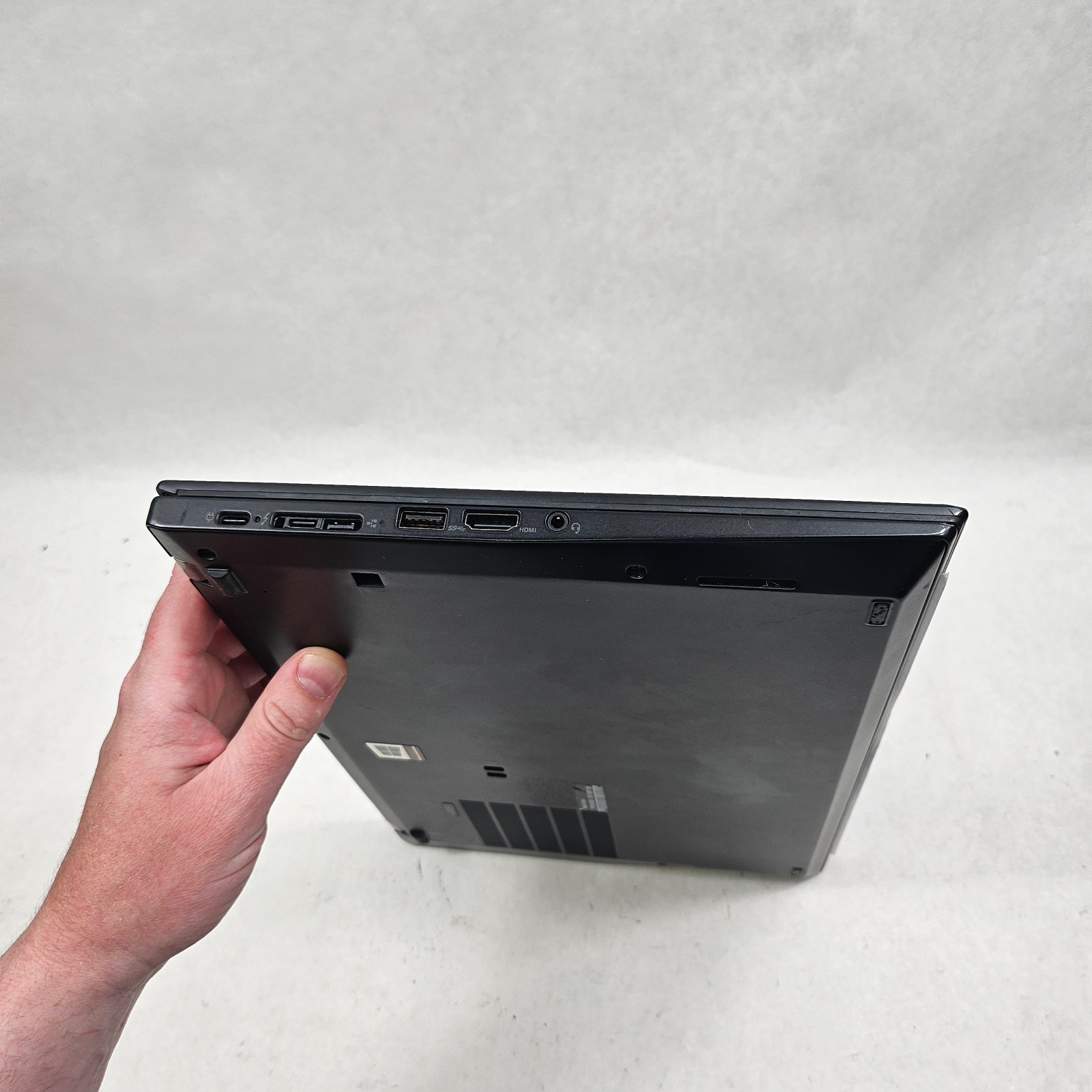 Lenovo T490s Laptop Intel Core i5-8265U 16GB RAM 512GB SSD No OS