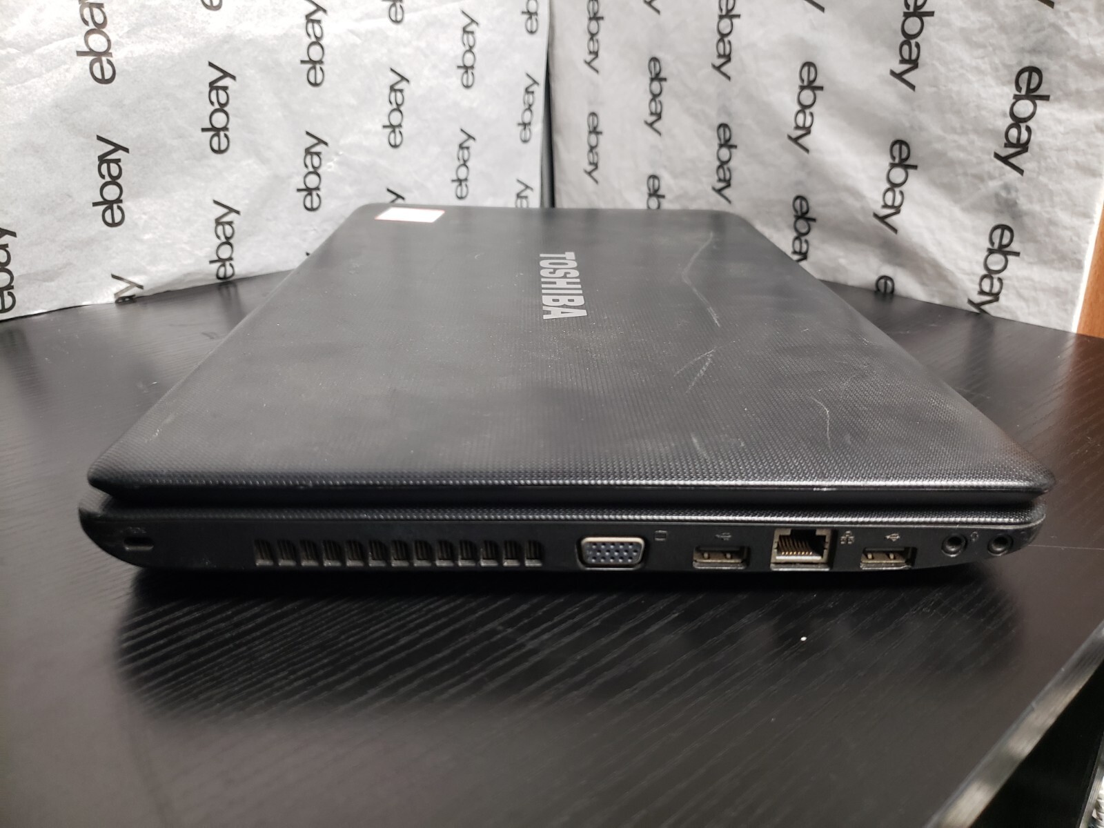 Toshiba Satellite C650D 15.6″ | AMD E-240@1.5GHz | 3GB RAM | 256GB SSD*NO OS/BAT