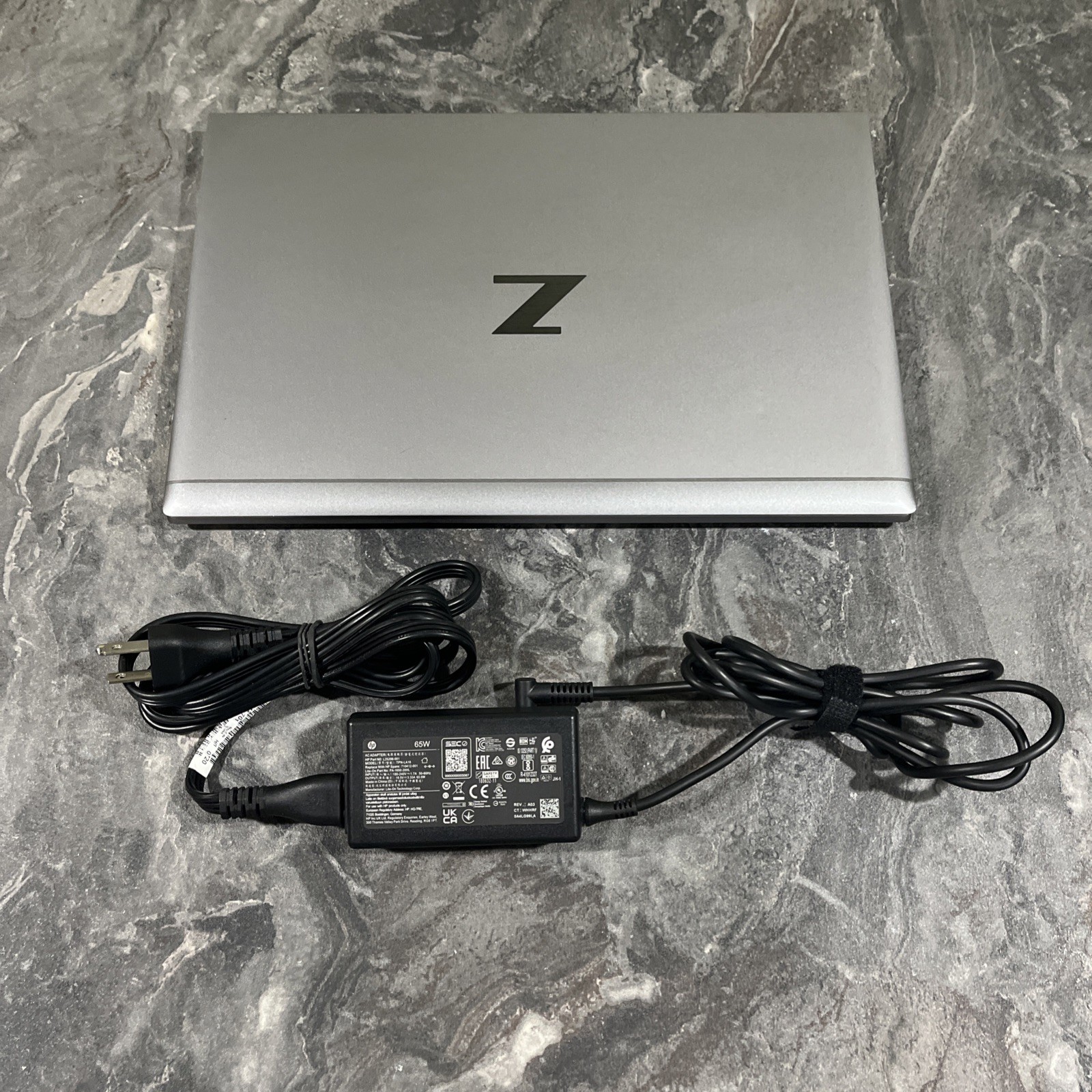 HP ZBook Firefly 14-inch G8 Core i5-1135G7@2.40GHz 256GB SSD 16GB RAM W11 Pro a