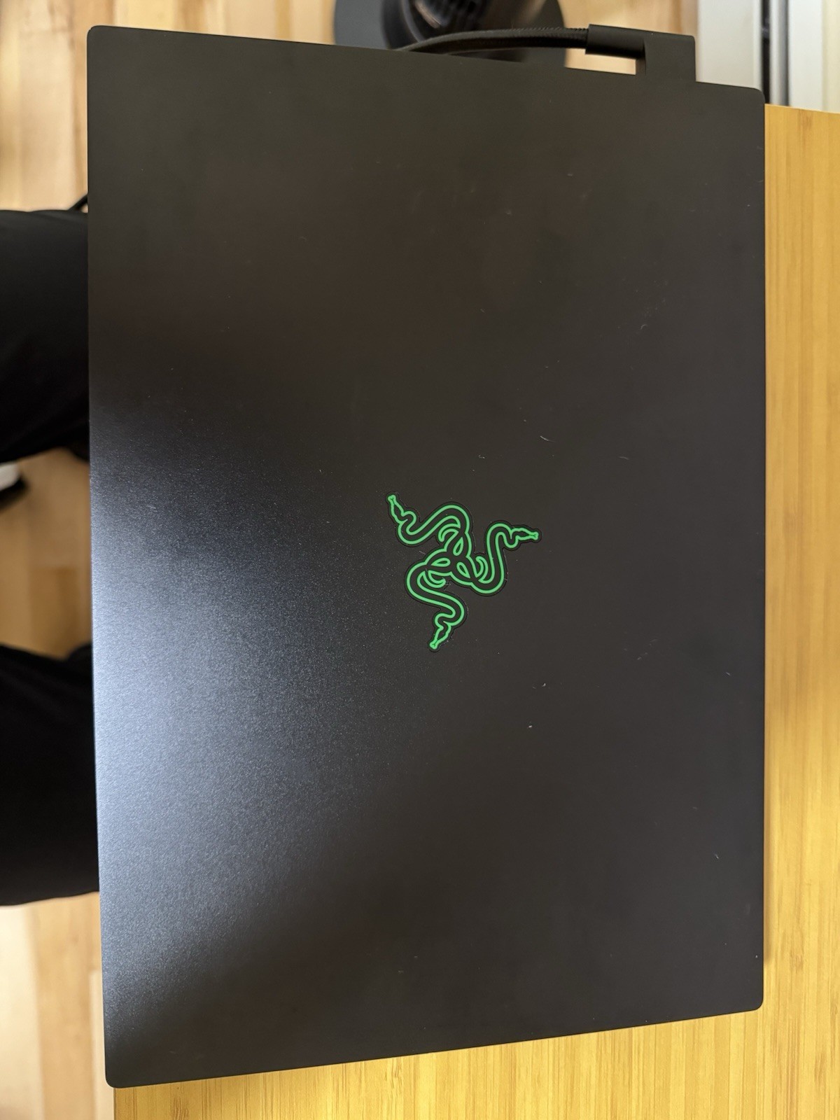 Razer Blade 14 14in Gaming Laptop Ryzen 9 6900HX 16GB Win11 Home Black
