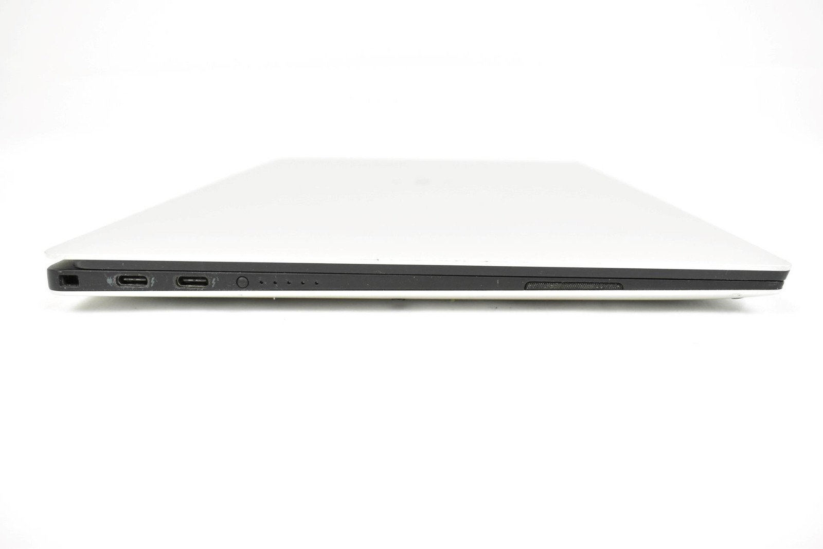 Dell XPS 13 9370 Laptop i7-8550U 1.8GHz 8GB 256GB SSD HD No OS 13.3″ *See Detail
