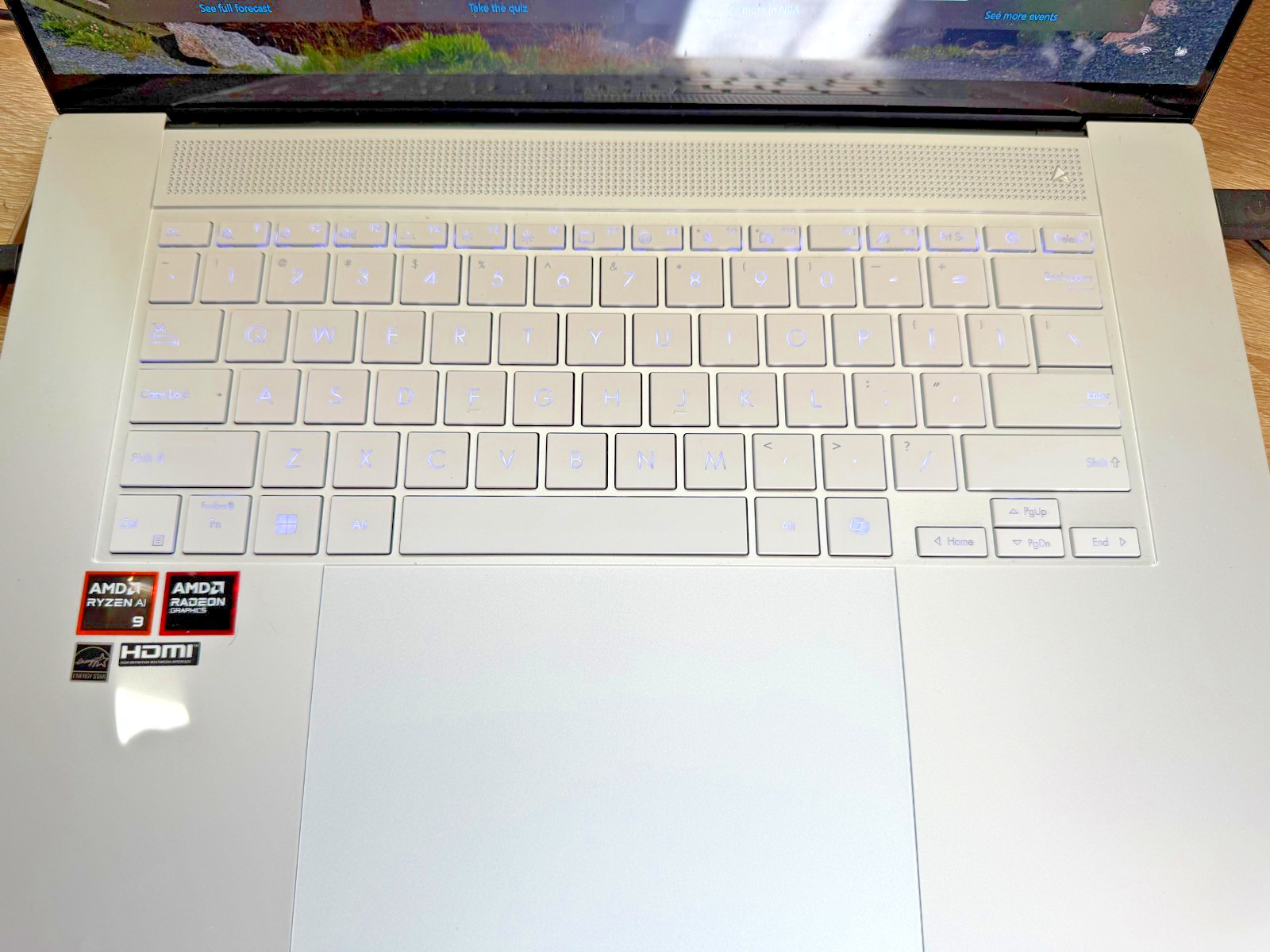 ASUS Zenbook S 16″ 3K OLED Touch Laptop – Ryzen 9, 24GB RAM, 1TB SSD