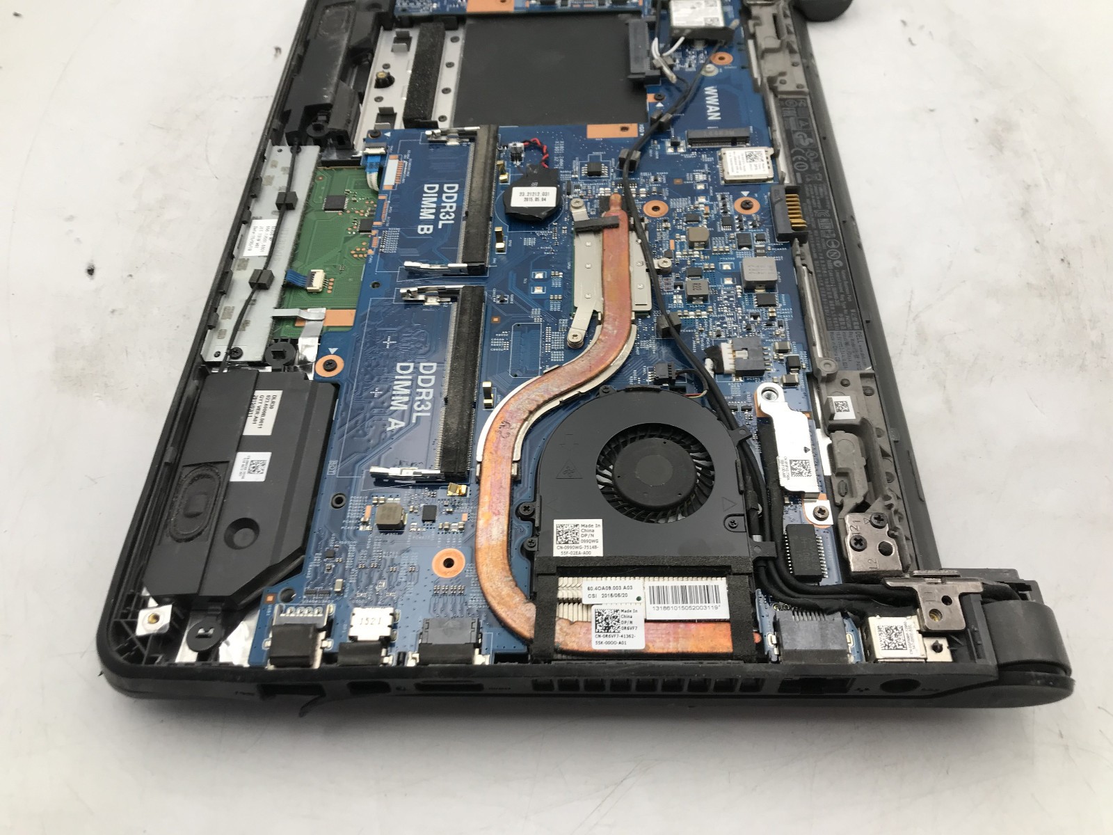 DELL LATITUDE 3340 – BOOTS TO BIOS/LOCKED – INTEL I3 4030U – NO RAM – READ – BB!