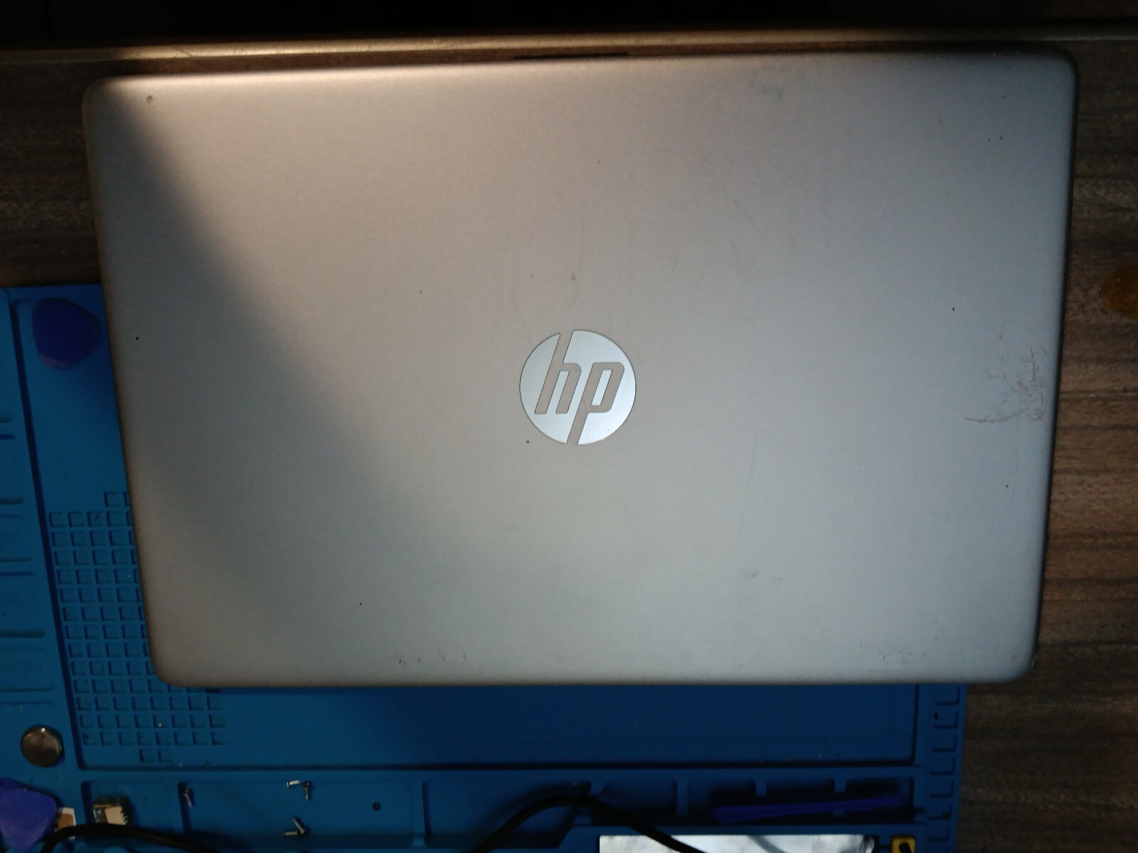 HP Laptop 15-dy1091wm, Intel Core i3-1005G1 No HDD No RAM does not turn on only