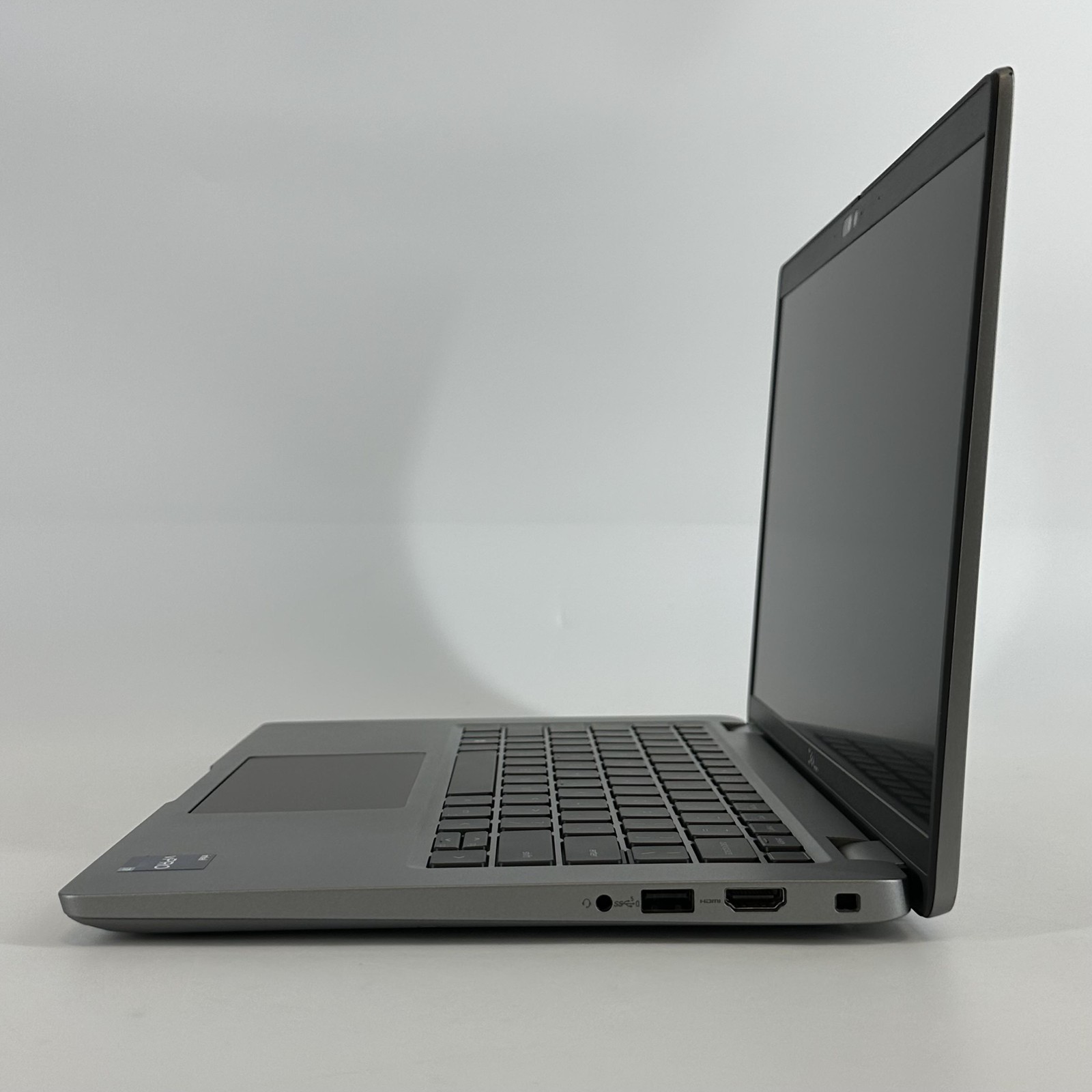 Dell Latitude 5440 14 Gray FHD TOUCH 1.8 GHz i7-1365U 16GB 512GB SSD Very Good