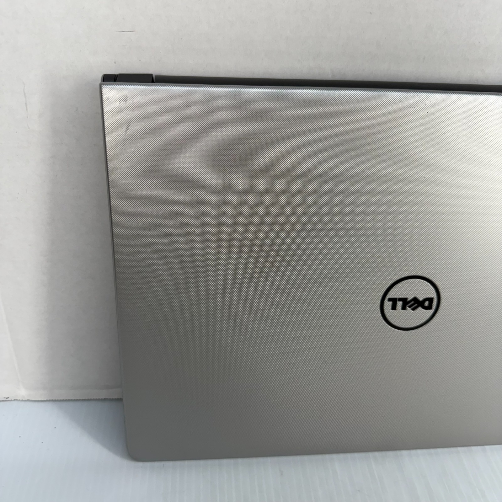 Dell Inspiron 5559 i5-6200U 15.6″ Laptop 120GB SSD 8GB RAM AS IS – BAD SCREEN