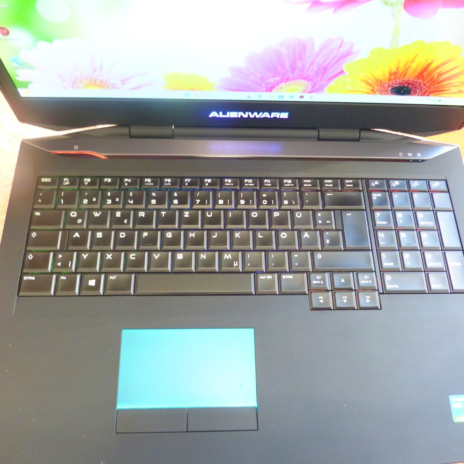 Alienware 17 R1 HIGH END 17 inch FULLHD l 32GB RAM NEW l 2TB SSD i7 Windows 11