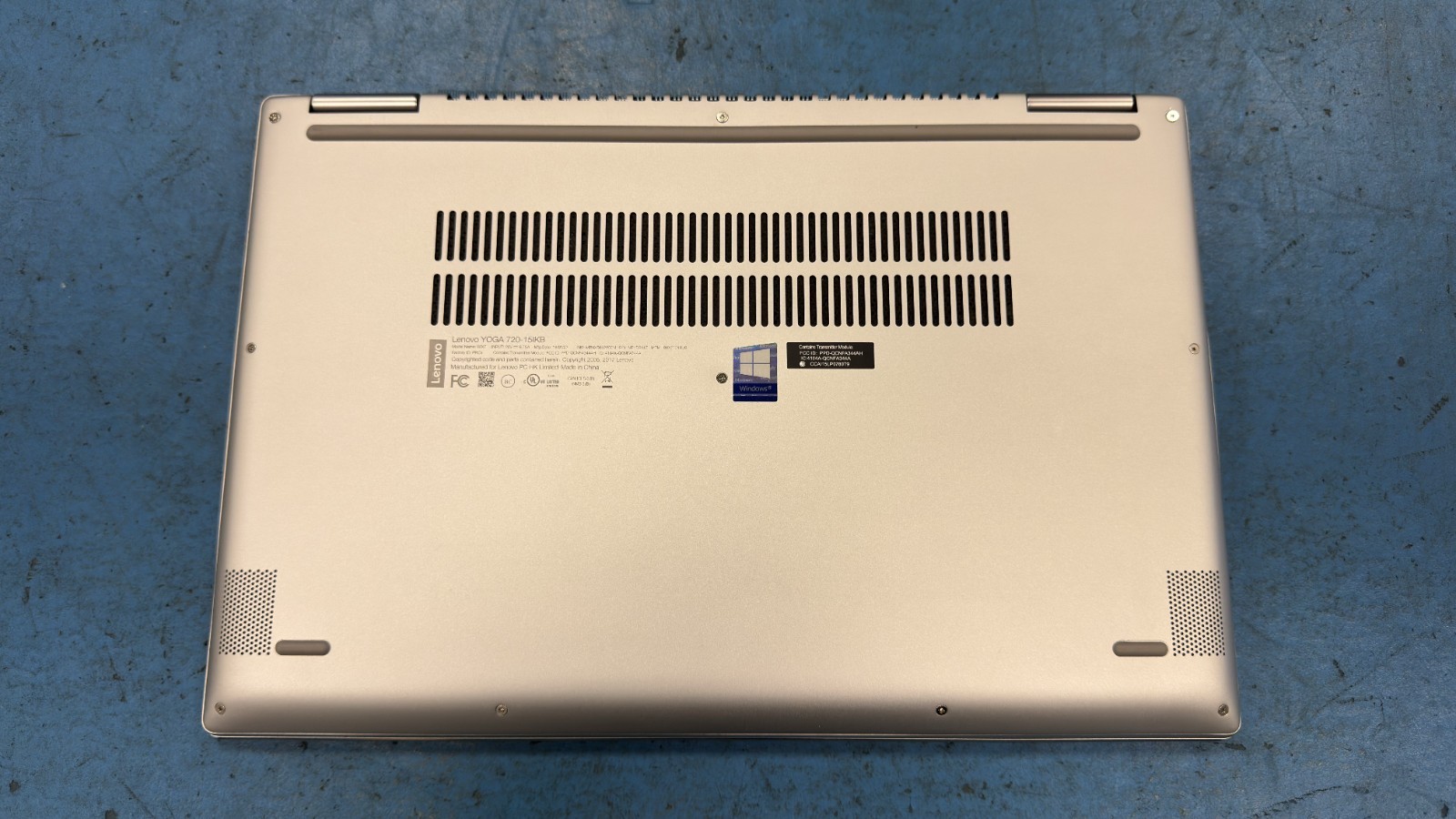 Lenovo Yoga 720 SMP1D944Z (Grade C)