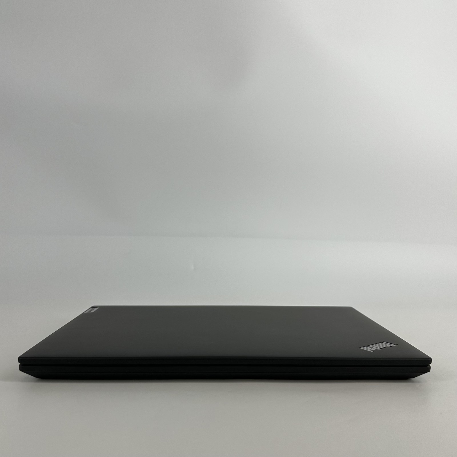 Lenovo ThinkPad P14s Gen 3 FHD+ 2.1 GHz i7-1260P 32GB 512GB SSD T550 Very Good
