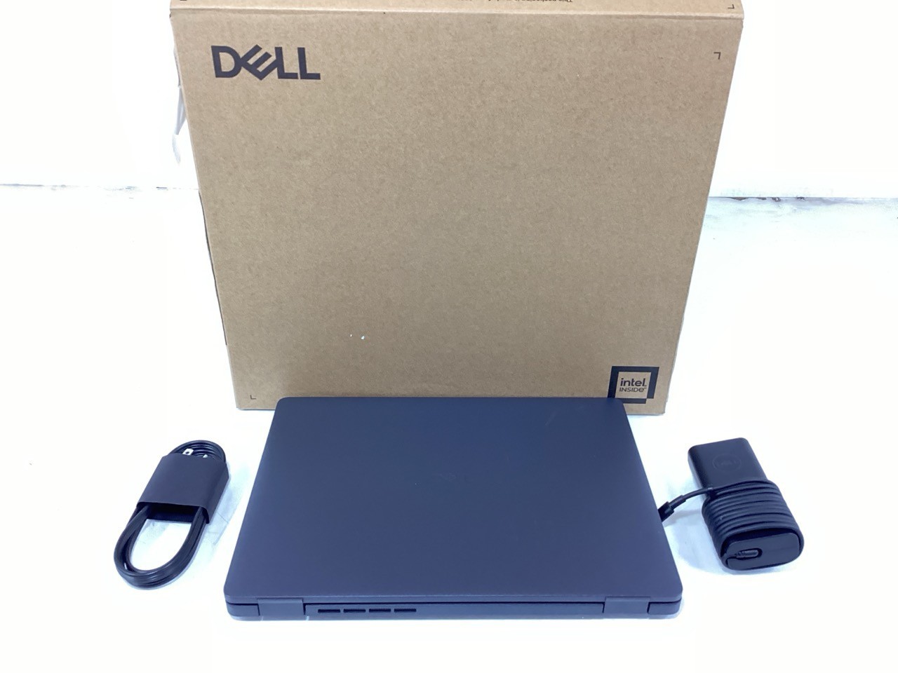 Dell Pro 14″ Full HD PC14250 Core 5 120U 16GB 256GB SSD WiFi 6E TB4 W11P – FCXDR