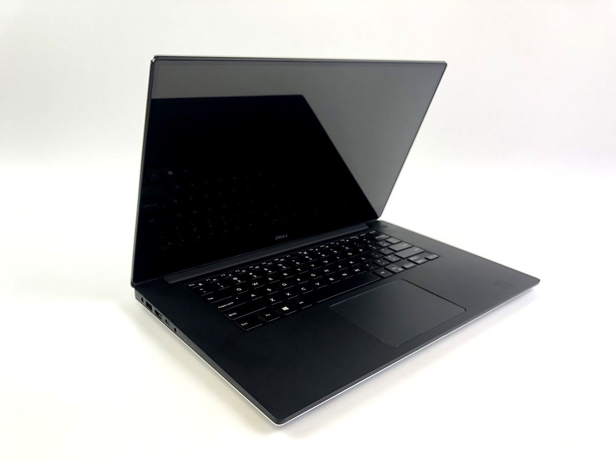 Dell Precision 5520 15.6″ i7-7820HQ 16GB 512GB SSD Quadro M1200 W10 Pro Touch