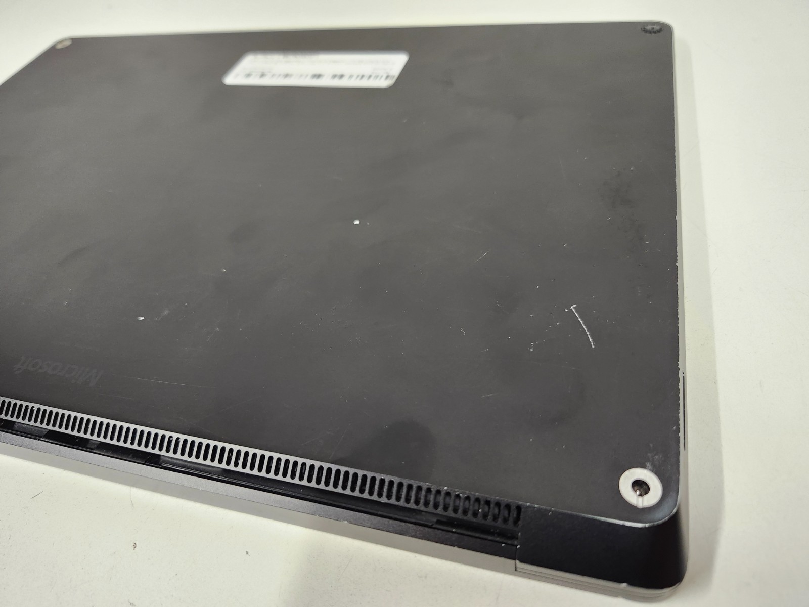 Microsoft Surface Laptop 4 13.5″ Touch i7-1185G7 32GB RAM 1TB NO OS NO PSU