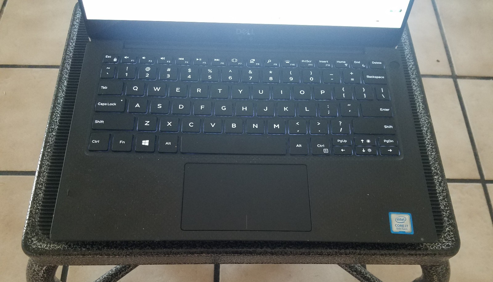 Dell XPS 13-9370- i7-8550U 13.3″ 8GB RAM 512GB SSD *READ BELOW*