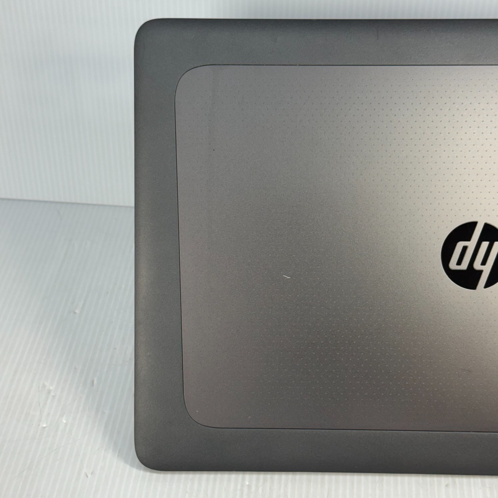 HP ZBook 17 G3 i7-6820HQ 17.3″ Windows 11 Pro Laptop 512GB NVMe SSD 16GB RAM