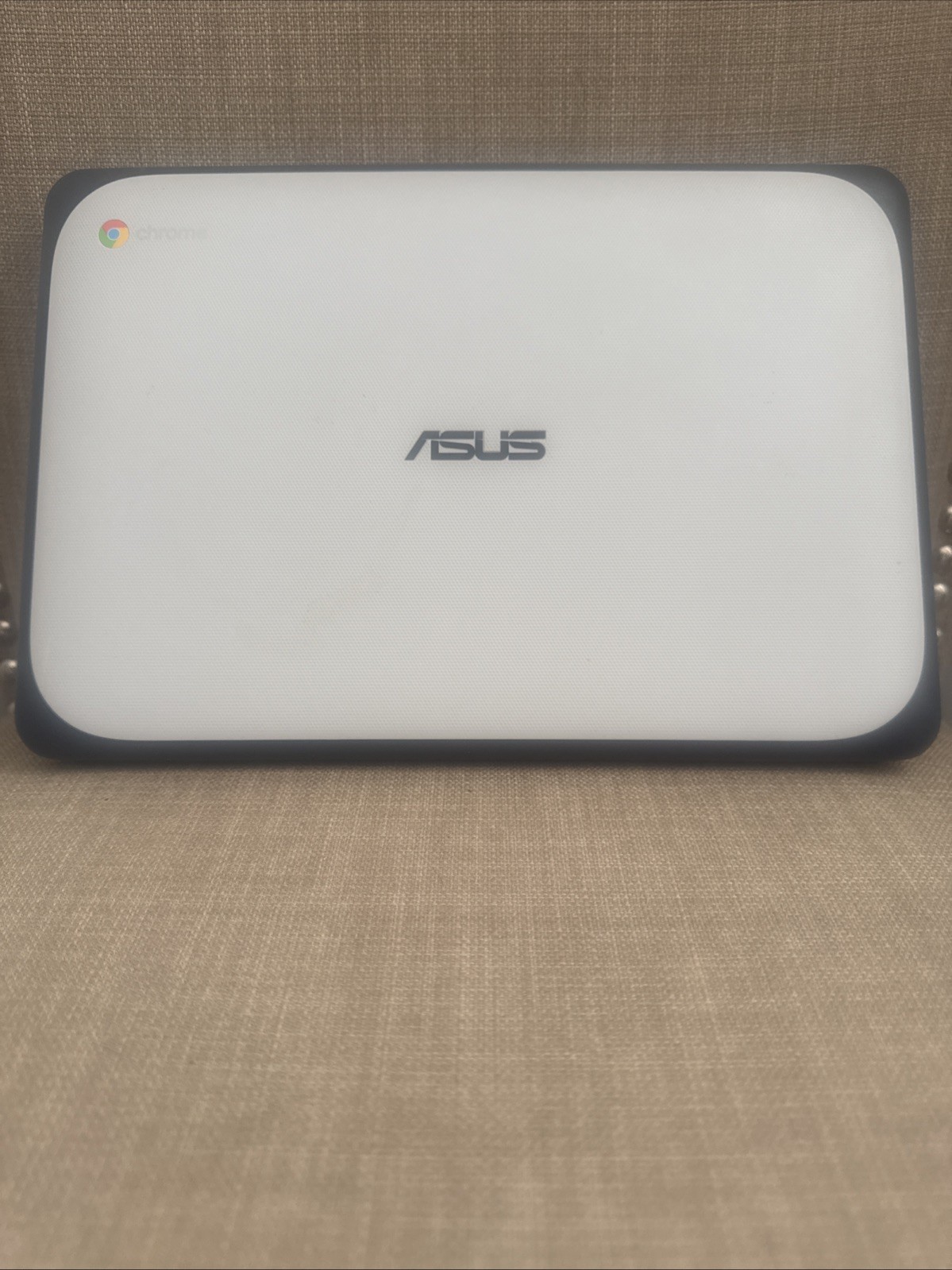 ASUS Chromebook C202SA-YS04 11.6″, Intel Celeron, 32GB eMMc, 4GB RAM, White/Blue