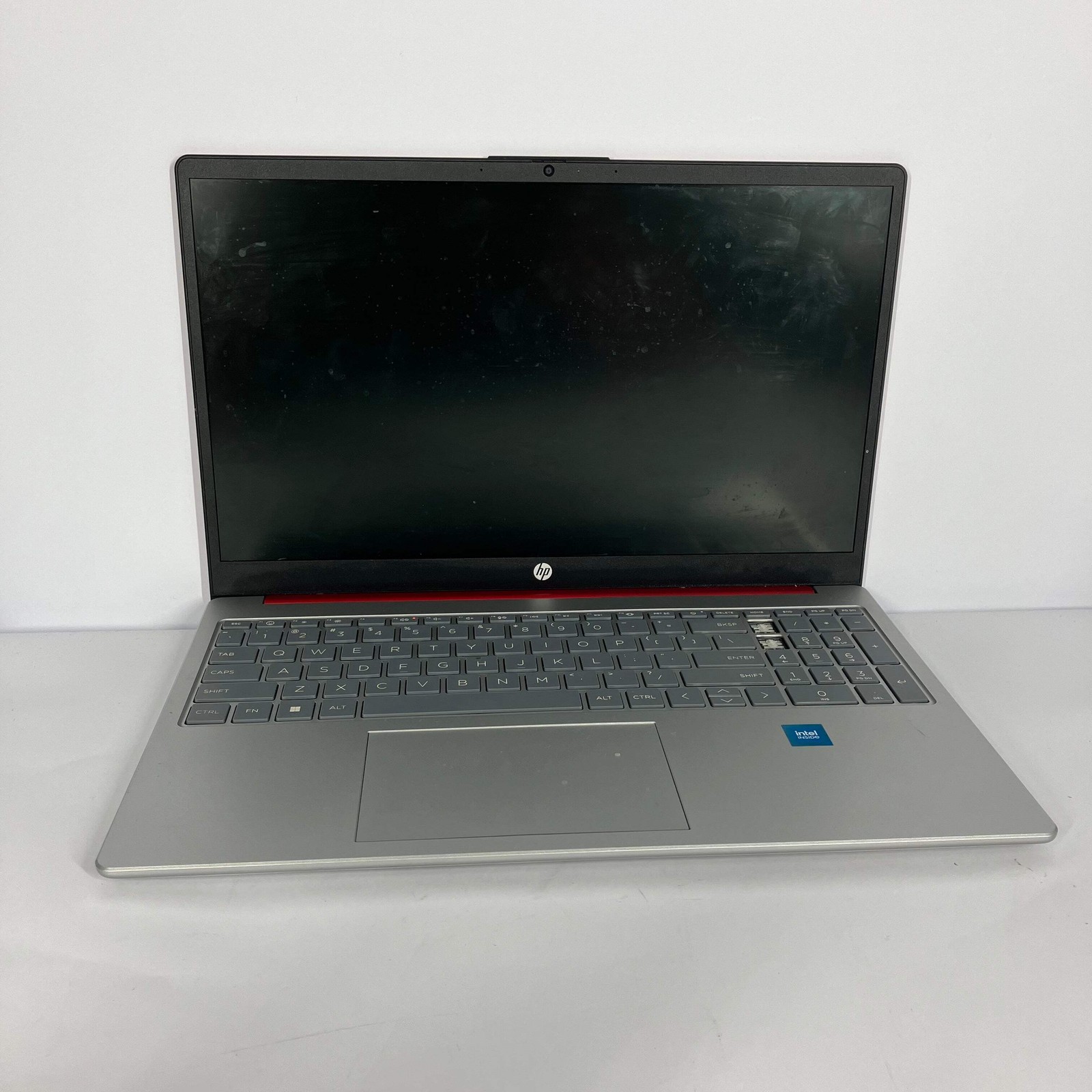 Broken HP Laptop 15-FD00083WM 15.6″ N200 1.0GHz 8GB RAM 128GB SSD Missing Keys