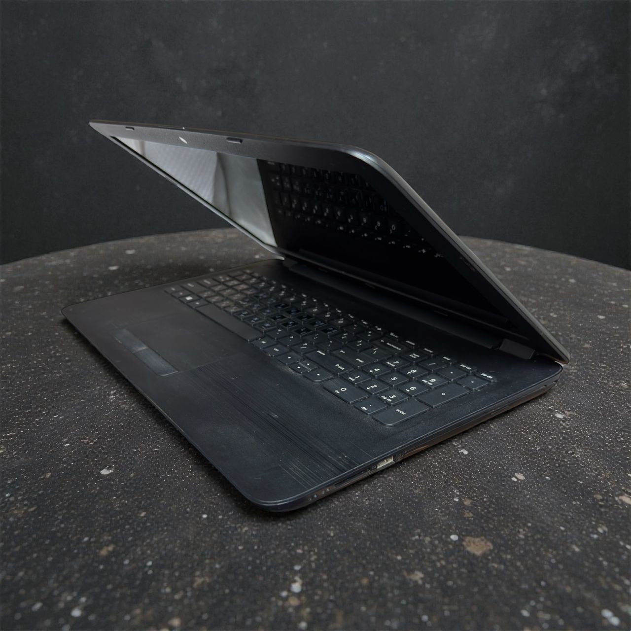 HP Notebook 15.6 inch (500GB, Intel Pentium, 1.10 GHz, 4GB) Laptop