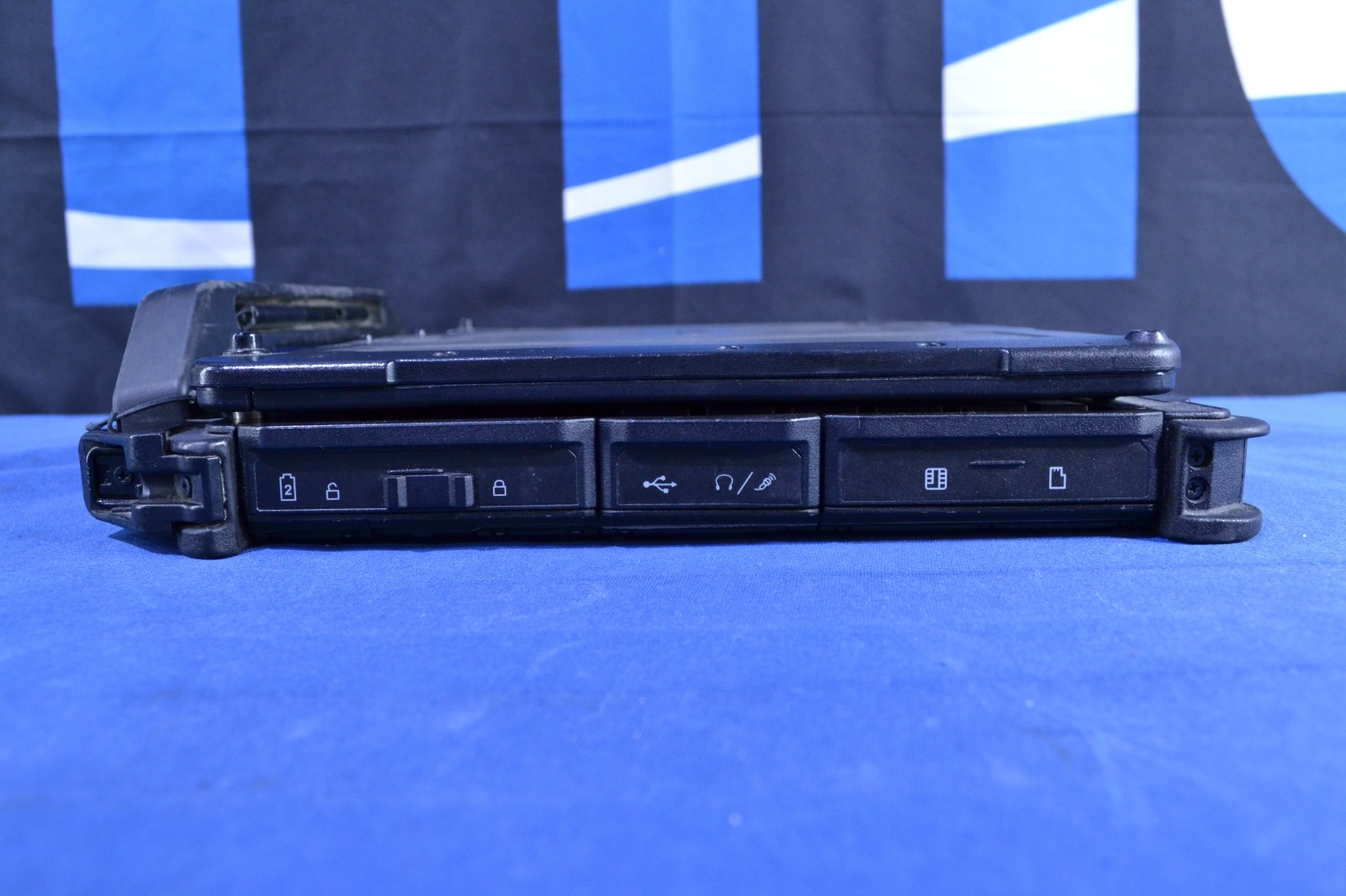 Getac V110 G2 Rugged Laptop i7-5600U/ 8GB/ No HDD/ No OS (J111201)