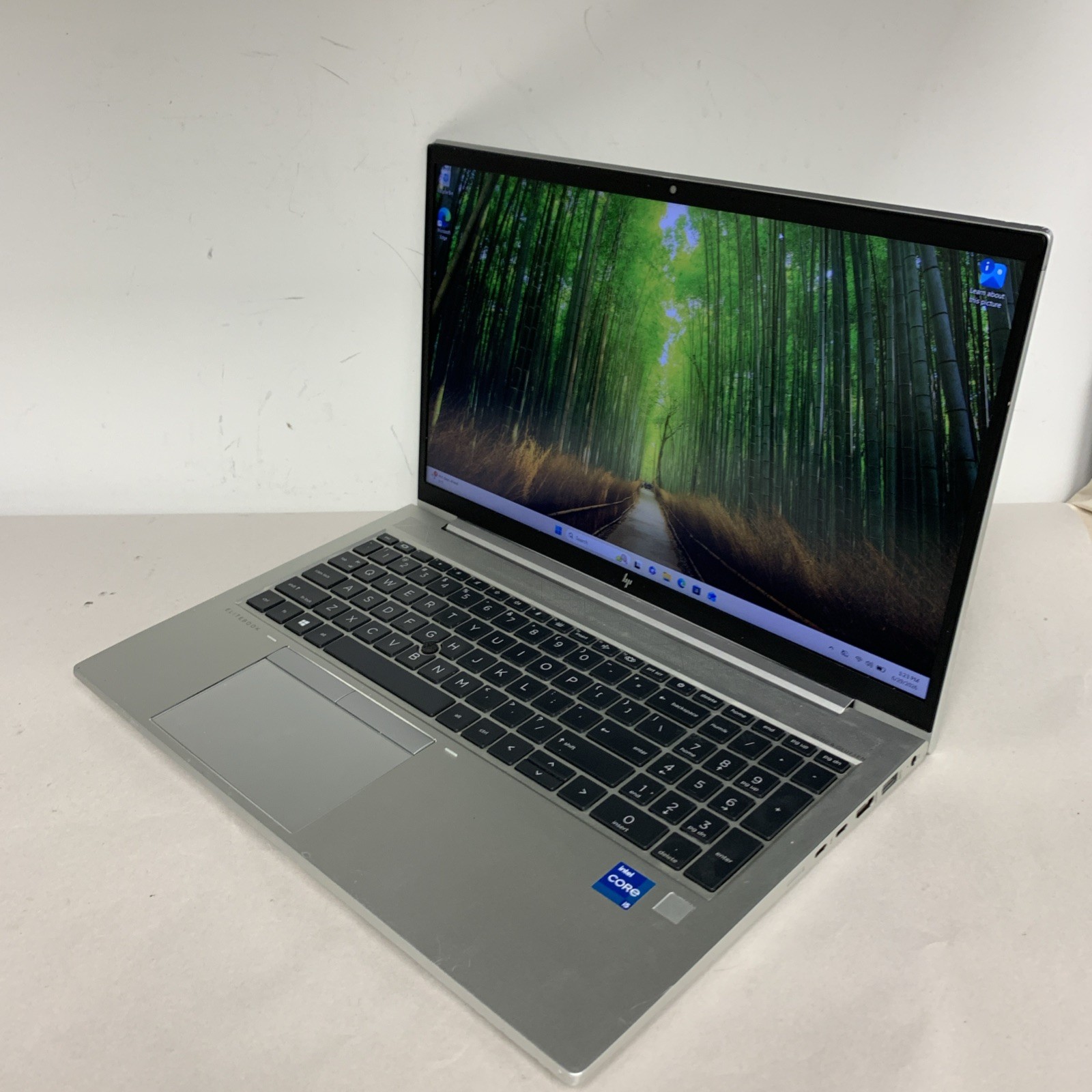 HP Elitebook 850 G8 15.6″ i5-1135G7 16GB RAM 256GB SSD Win11 Pro