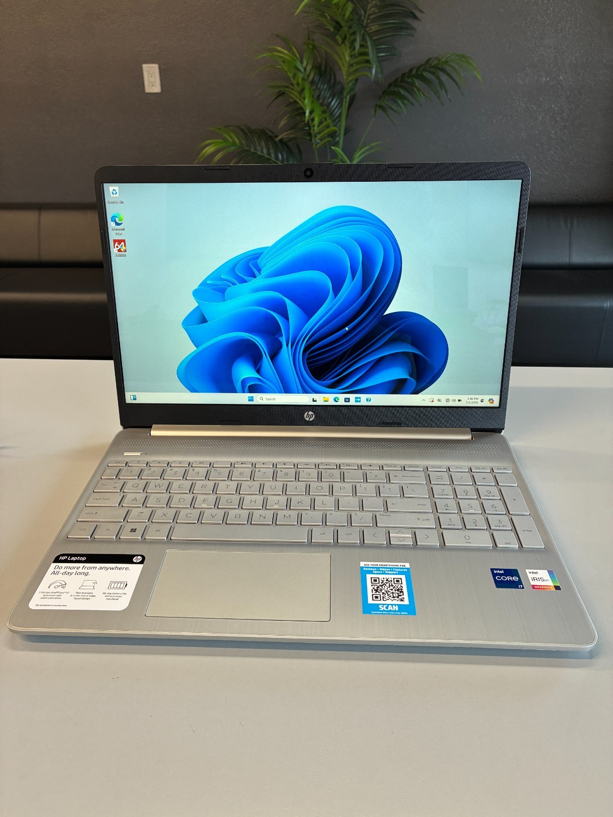 HP 15-dy2073dx: Touch 15.6″ / i7-1165G7 / RAM 16Gb / SSD 512Gb / Win 11