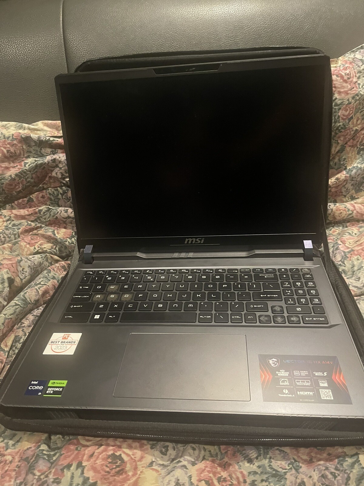 MSI Vector 16 Hx A14V Gaming Laptop (With Case)