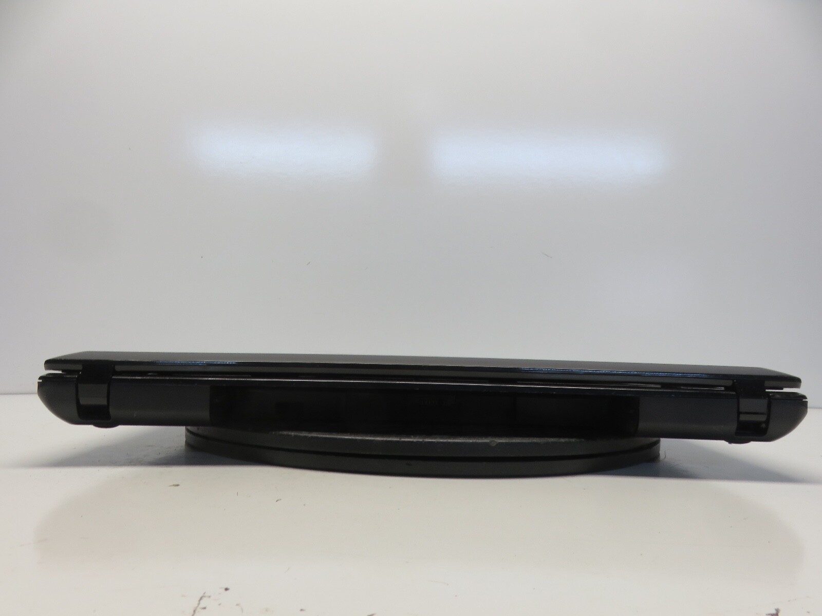 Lenovo G580 Intel i3-3110M 2.4GHz 4 GB NO HDD No Batt