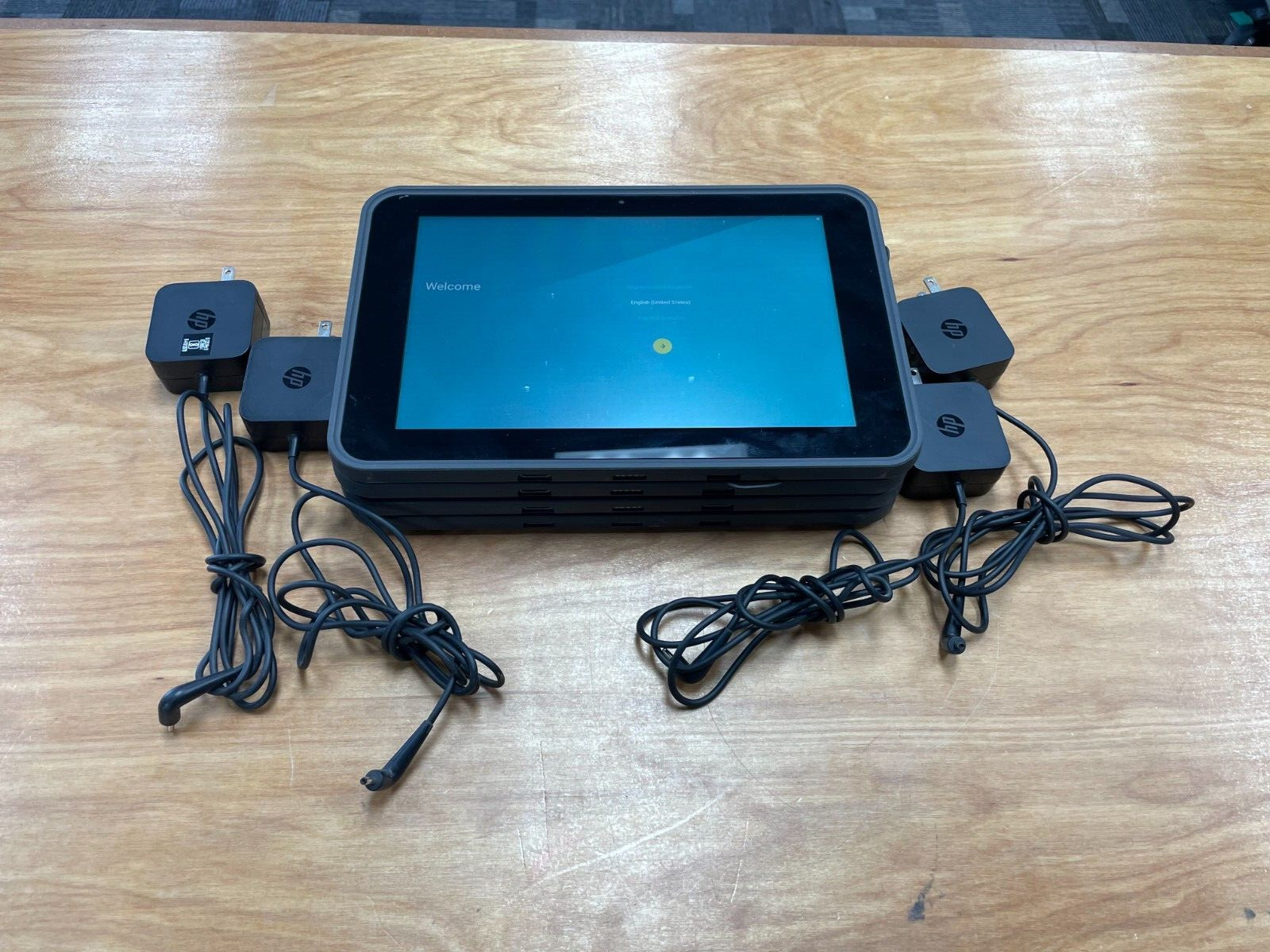 Lot 4 HP Pro Slate 10 EE G1 Tablet 10″ Intel Atom With Chargers | Read|