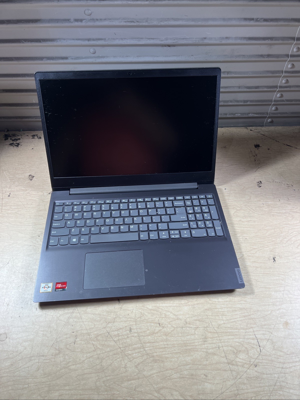 LENOVO V15-ADA AMD ATHLON GOLD 3150U 8GB RAM **NO HD/ NO CADDIE/ NO OS