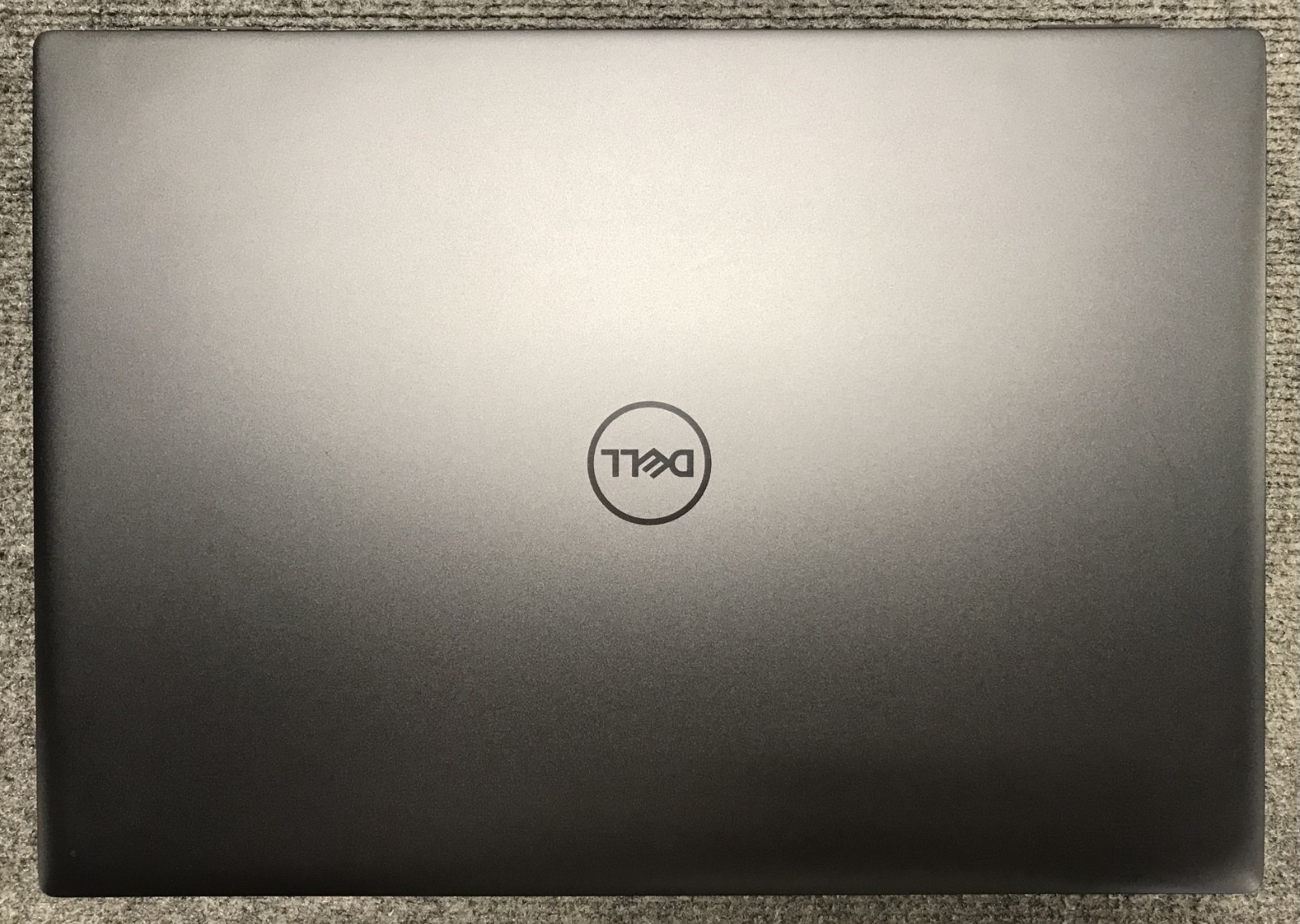 Dell Vostro 7620 15.6″ Laptop i7-12700H 8GB RAM 512GB NVMe