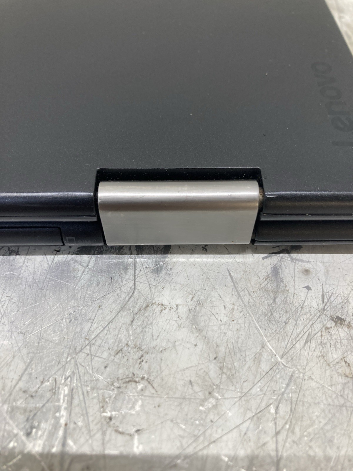 Lenovo ThinkPad X1 Yoga i7-6600U 2.60GHz 16GB No HDD Boots BIOS *CRACKED SCREEN
