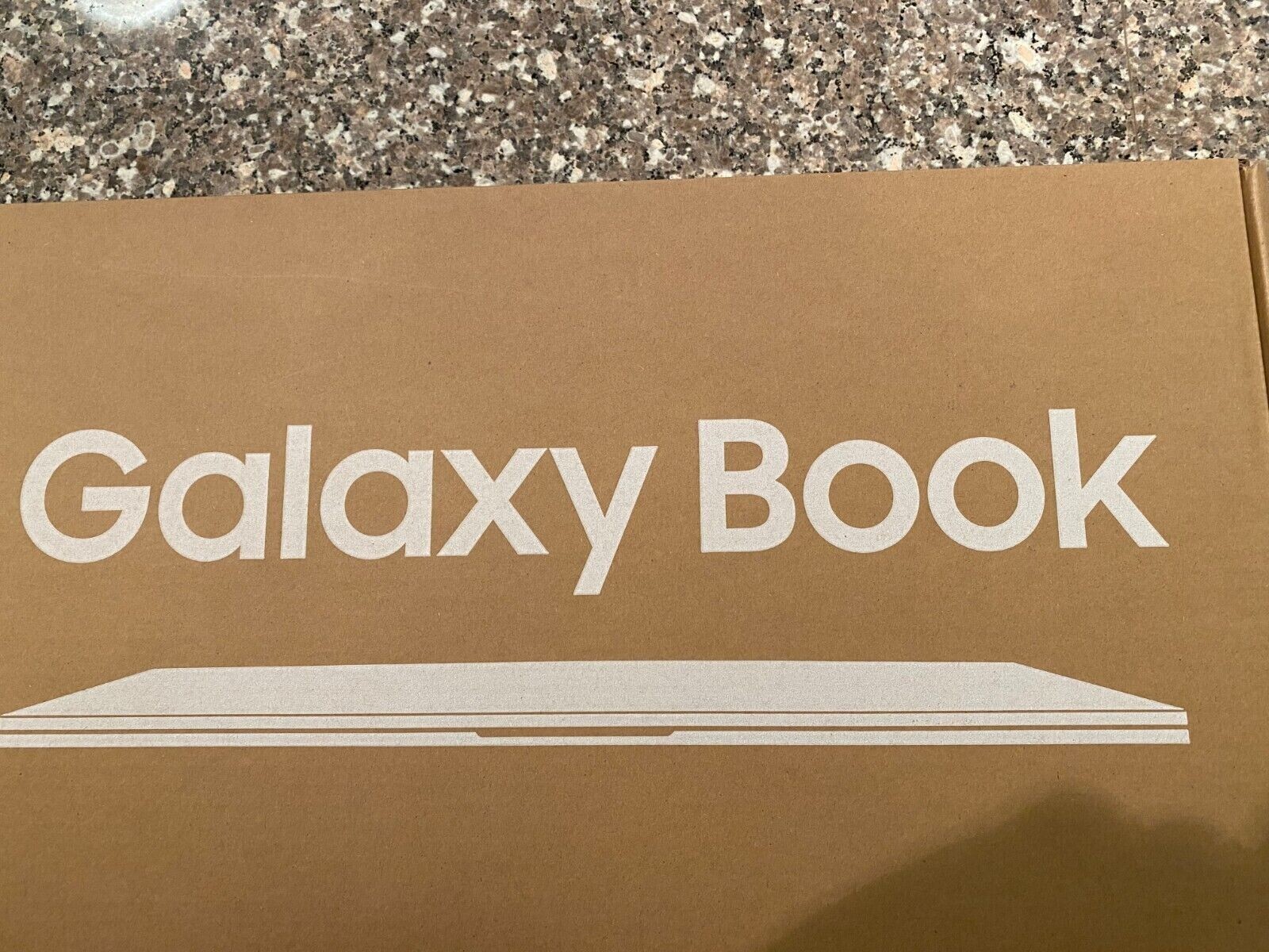 Samsung Galaxy Book3 15.6″ 512GB SSD i7 13th Gen. 5.00 GHz, 16GB NP750XFG-KB2US