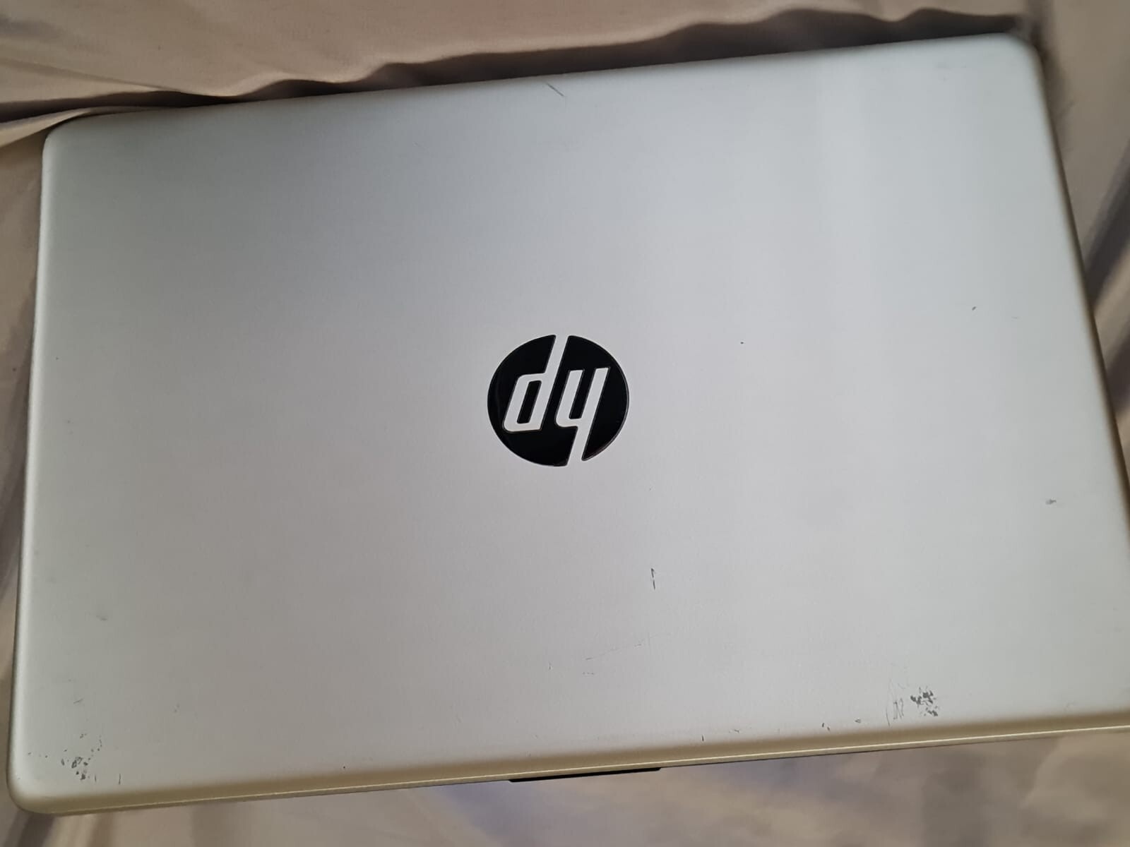 HP 14-dk0002dx 14″ (128GB, AMD A9-9425 Dual-Core, 3.1 GHz, 8GB) Laptop – Silver