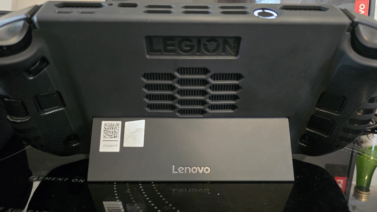 Lenovo Legion Go 2 Handheld Gaming Ryzen Z2 Extreme 32GB 2TB 8.8″ OLED 144Hz
