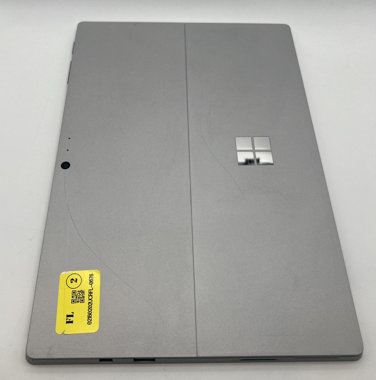 Microsoft Surface Pro 4 Core M3-6Y30 @ 0.90GHz 4 GB RAM 128 GB NO KEYBOARD 2/3