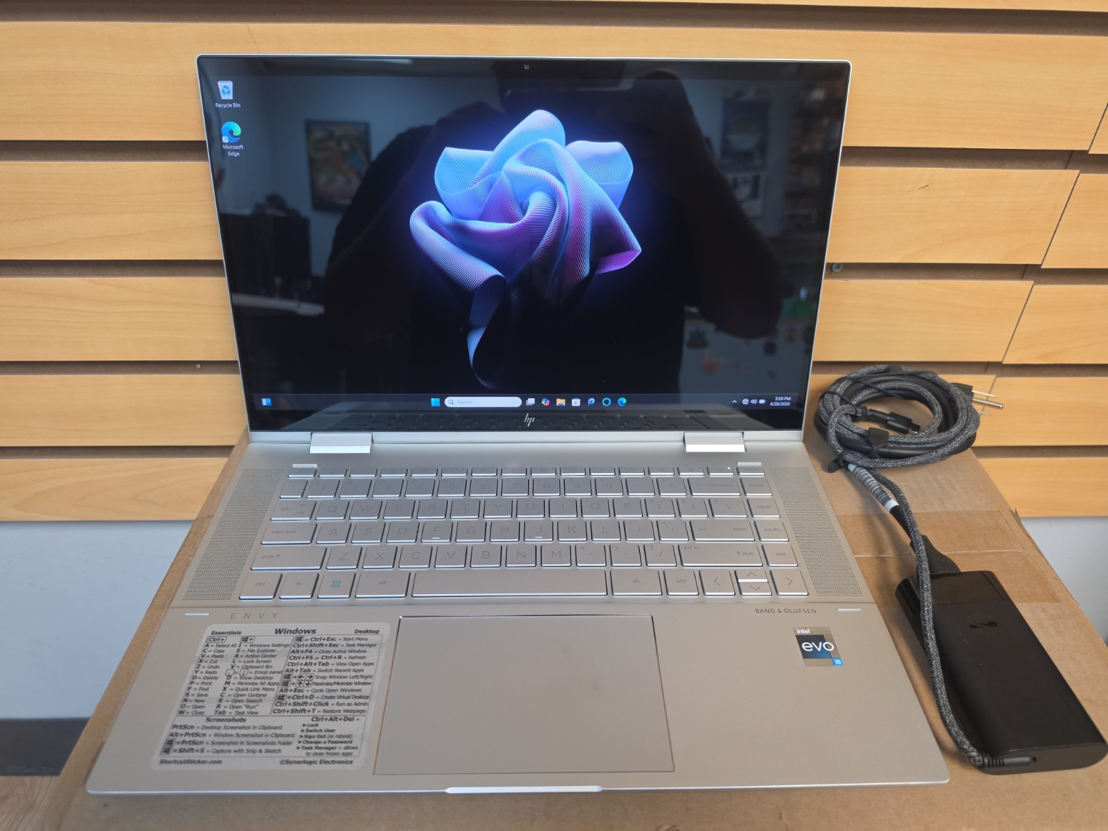 HP ENVY X360 Laptop 15-EW0013DX | CORE I5-1235U | 512GB | 16GB | Windows 11