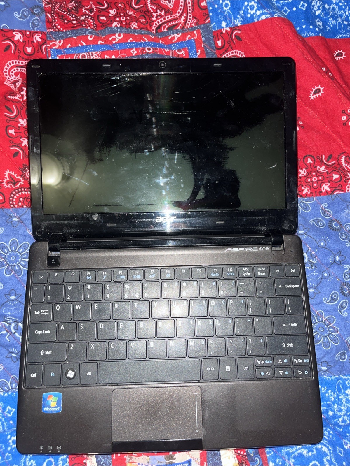 ACER Aspire One Mini Laptop Model ZG5 Blue NOT Tested And No Charger