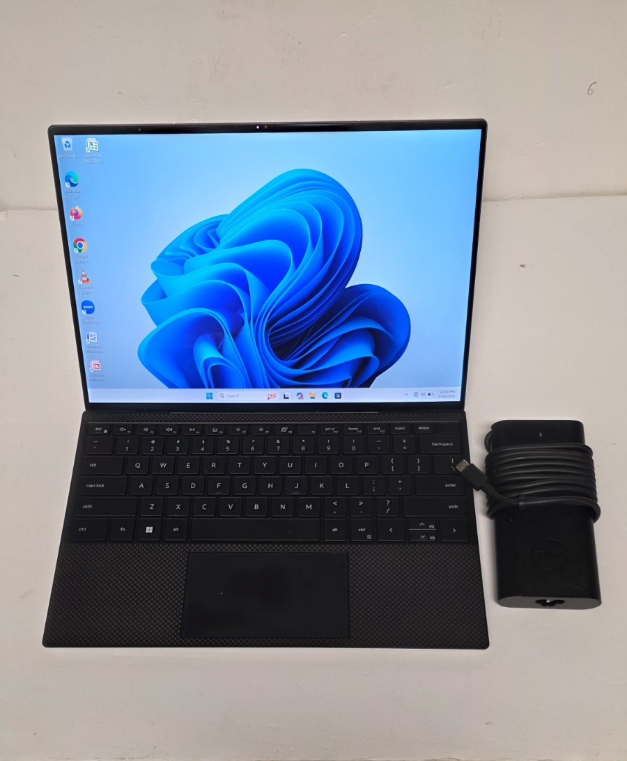 Dell XPS 13 9300 Silver FHD+ TOUCH i7-1065G7 1.30GHz 32GB 512 SSD WINDOW 11 PRO