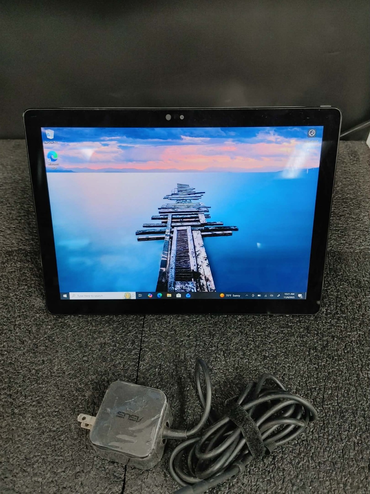 Dell GG42Y Latitude 7200 2 in 1 Laptop i7 8665U 1.9GHz 16GB 256GB FHDTouchscreen