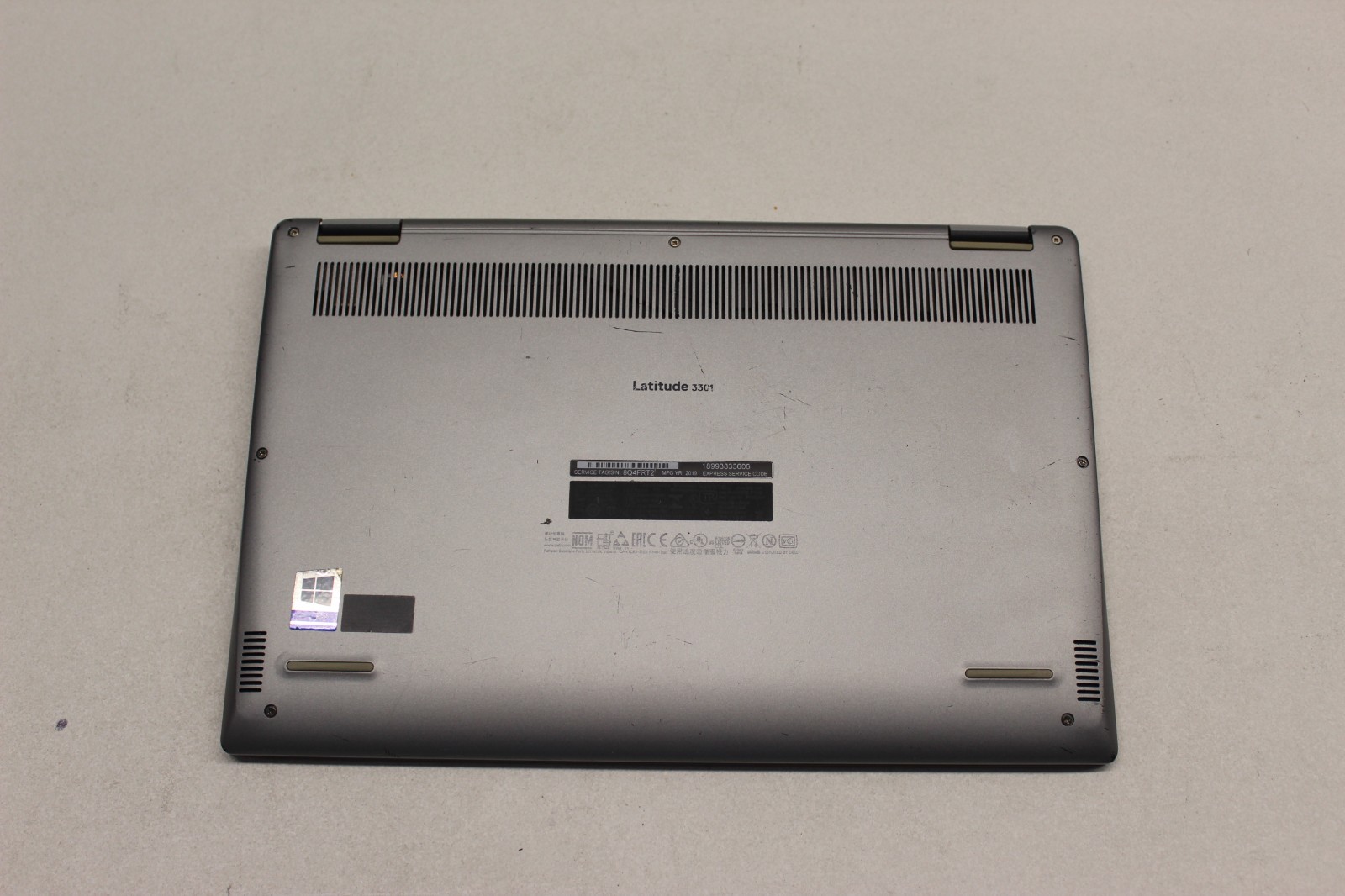 Dell Latitude 3301 I7-8565U 256GB NvME 8GB DDR4 Win11Pro- See Descrip